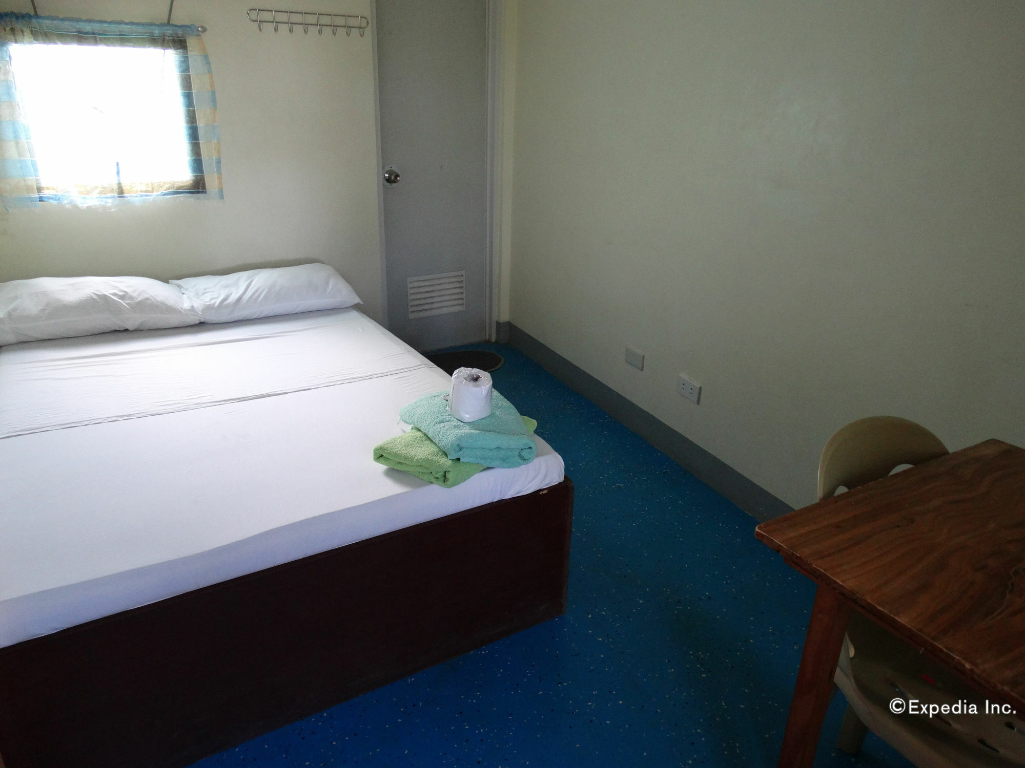 Ezy Stay Puerto Princesa Tiniguiban Eksteriør billede